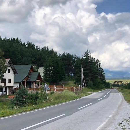 ŽabljakKuca U Borju - House In Pines公寓 外观 照片