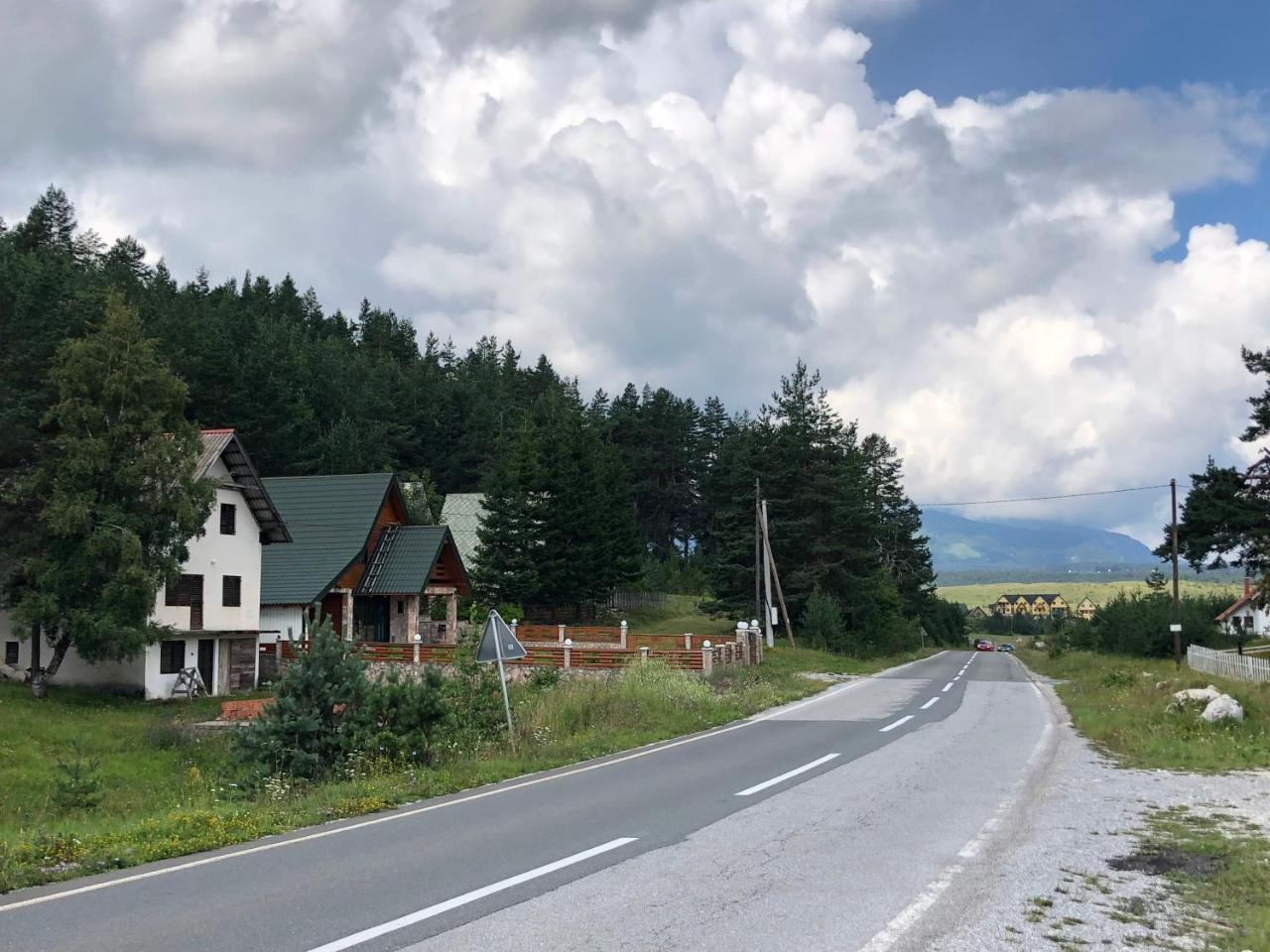 ŽabljakKuca U Borju - House In Pines公寓 外观 照片