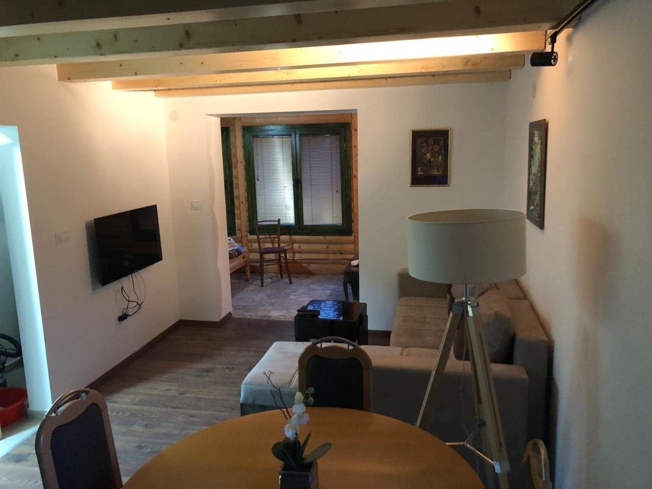 ŽabljakKuca U Borju - House In Pines公寓 外观 照片